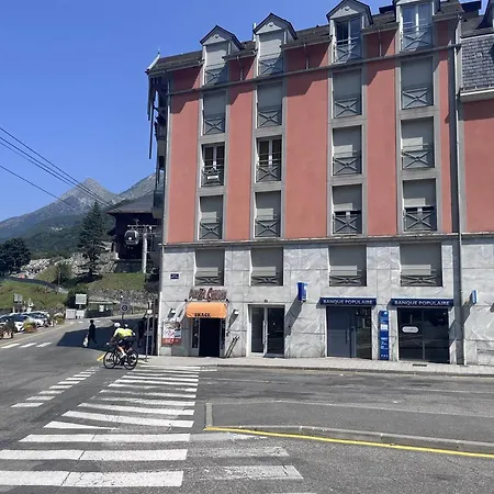 à Deux Pas Des Télécabines, Confortable Avec Parking Et 2 - Fr-1-812-26 Appartement *